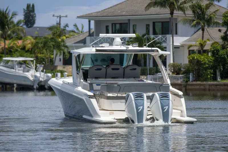 Slide: The Image of Tiara Yachts 38LS - One One 2019 Tiara Yachts 38LS - One One - 7602486