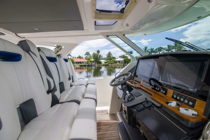 Slide: The Image of Tiara Yachts 38LS - One One 2019 Tiara Yachts 38LS - One One - 7602557