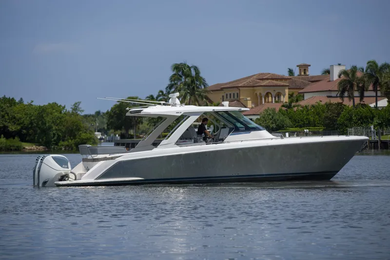 The Image of Tiara Yachts 38LS - One One 2019 Tiara Yachts 38LS - One One - 7602480