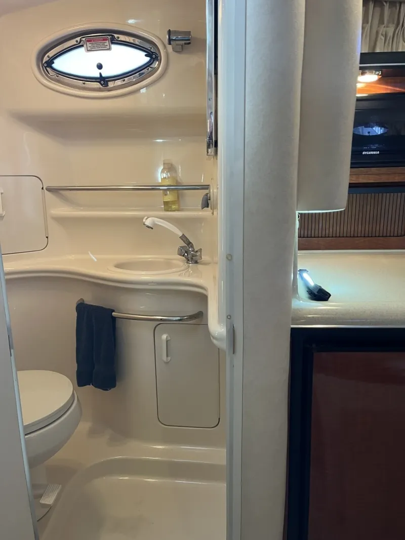 Slide: The Image of Sea Ray 340 Sundancer 2003 - 7603274