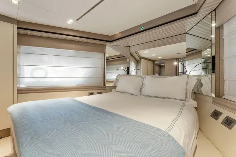 Slide: The Image of Ferretti 670 Motoryacht 2020 - 7602414
