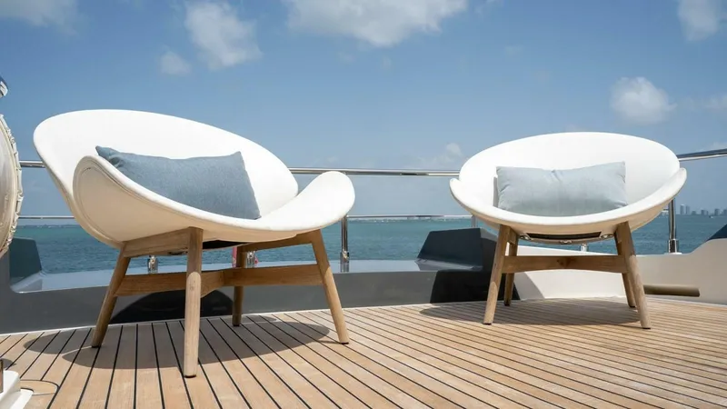 Slide: The Image of Ferretti 670 Motoryacht 2020 - 7602370