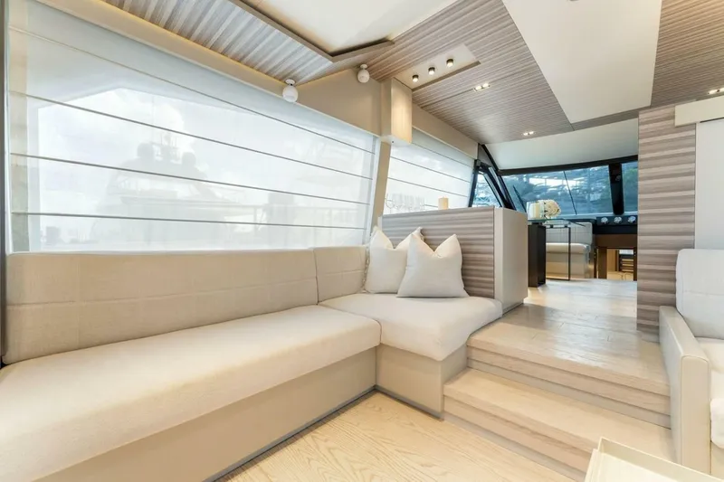 Slide: The Image of Ferretti 670 Motoryacht 2020 - 7602378