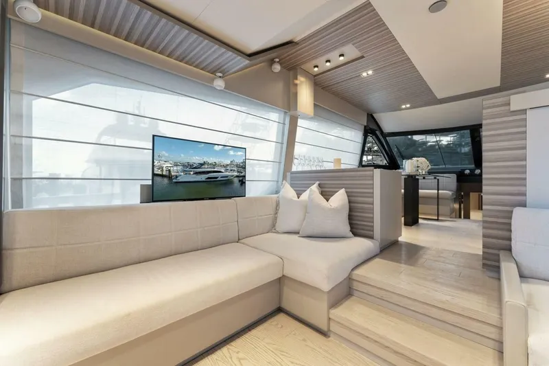 Slide: The Image of Ferretti 670 Motoryacht 2020 - 7602376