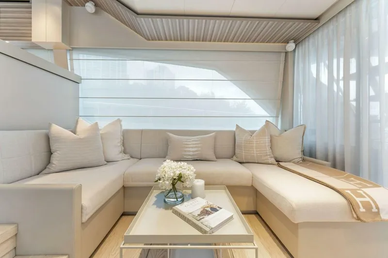 Slide: The Image of Ferretti 670 Motoryacht 2020 - 7602380