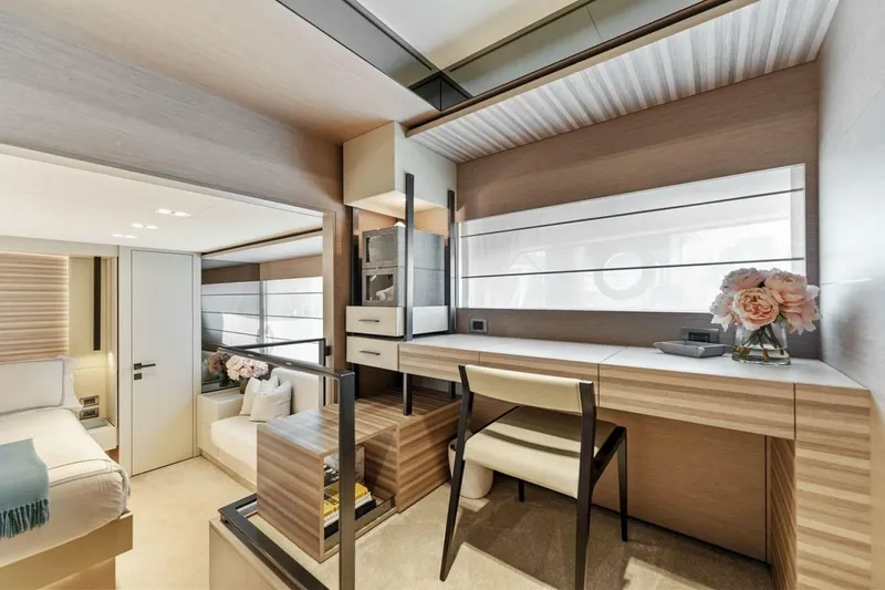 Slide: The Image of Ferretti 670 Motoryacht 2020 - 7602403