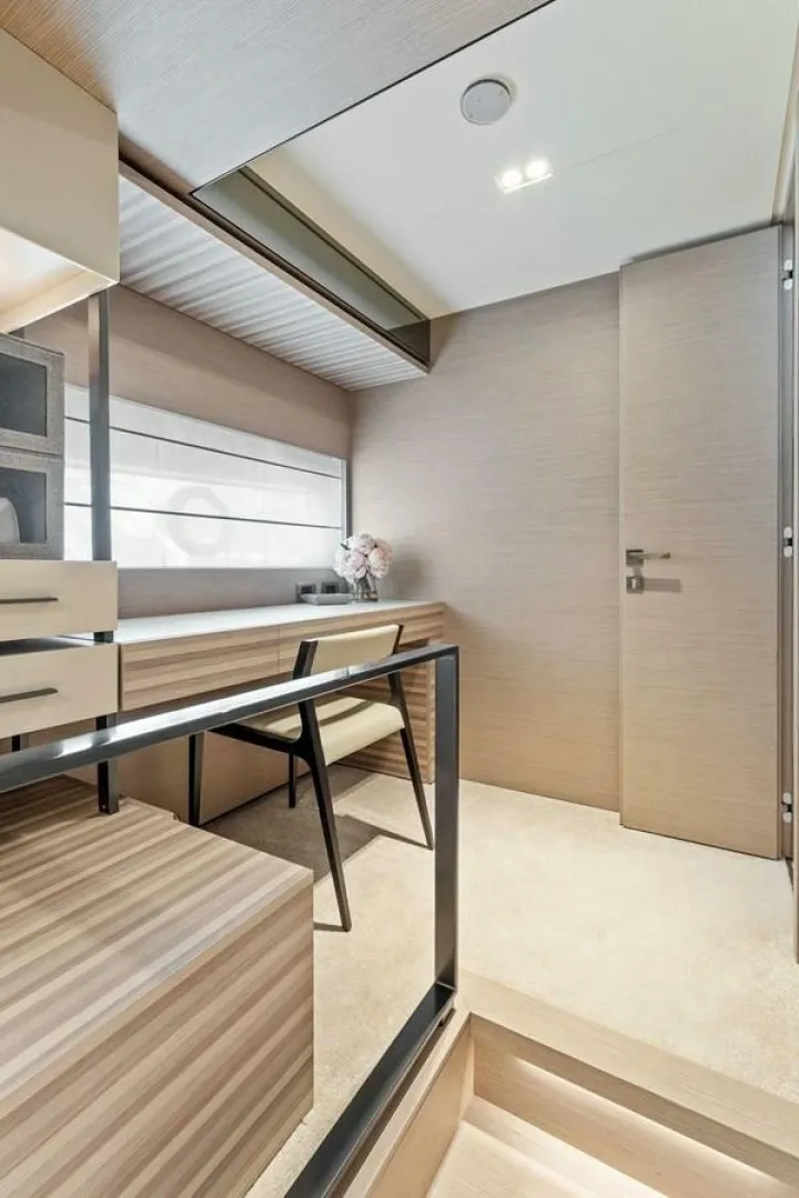 Slide: The Image of Ferretti 670 Motoryacht 2020 - 7602410