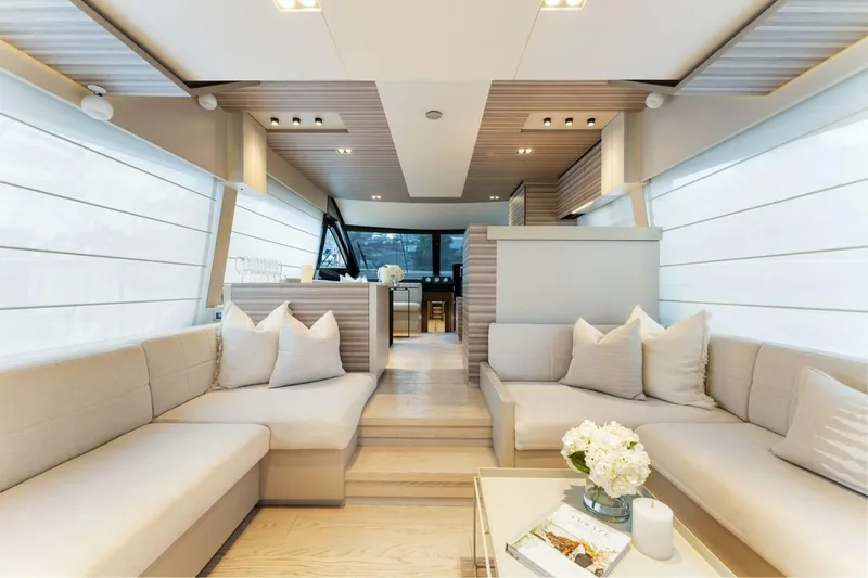Slide: The Image of Ferretti 670 Motoryacht 2020 - 7602374