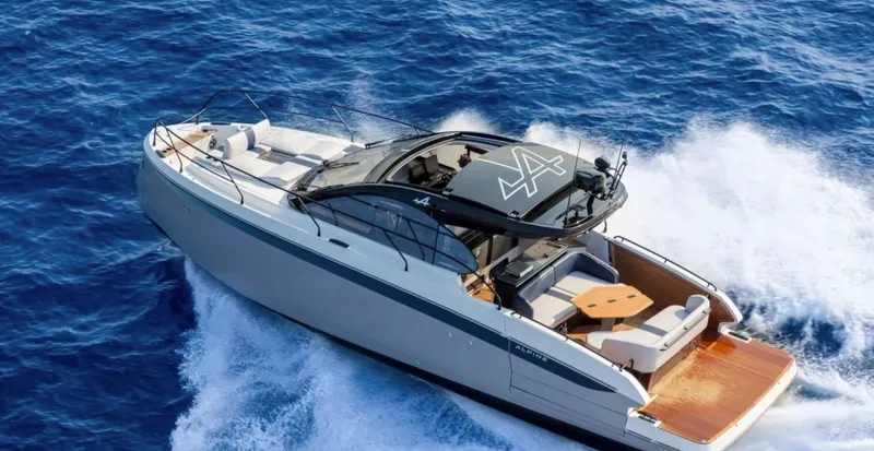 Slide: The Image of Beneteau Gran Turismo 40 Coupe 2026 - 7646042