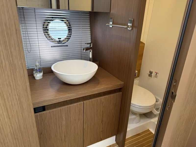 Slide: The Image of Beneteau Gran Turismo 40 2020 - 7750551