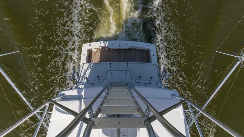 Slide: The Image of 2005 61 Viking Enclosed Bridge Kelkat Bridge Deck (4) - 7603926
