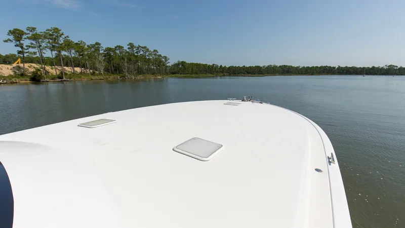 Slide: The Image of 2005 61 Viking Enclosed Bridge Kelkat Forward Bow (2) - 7603948