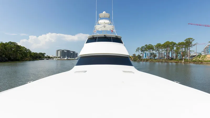 Slide: The Image of 2005 61 Viking Enclosed Bridge Kelkat Forward Bow (3) - 7603949