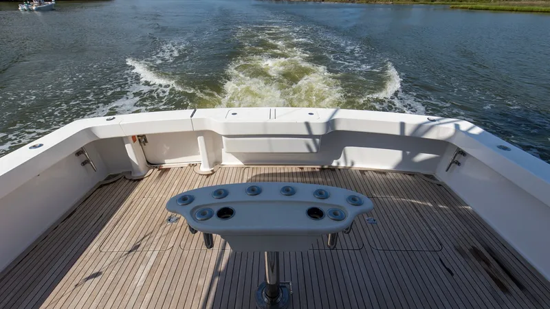 Slide: The Image of 2005 61 Viking Enclosed Bridge Kelkat Rear Deck (4) - 7603936