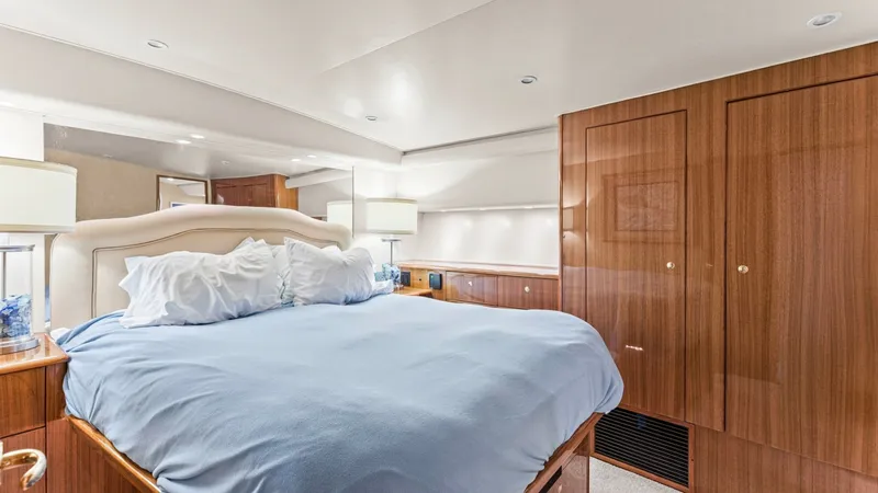 Slide: The Image of 2005 61 Viking Enclosed Bridge Kelkat Master Stateroom - 7603912