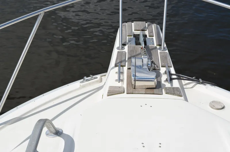 Slide: The Image of Silverton 34 Convertible 1986 - 7603353