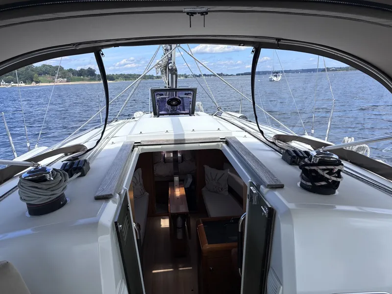 Slide: The Image of Jeanneau Sun Odyssey 349 2015 - 7643014