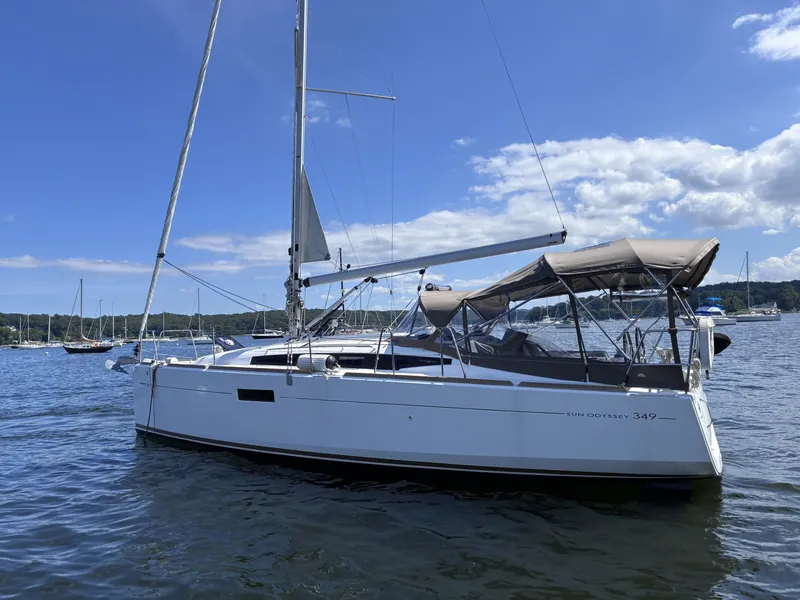 Slide: The Image of Jeanneau Sun Odyssey 349 2015 - 7643006
