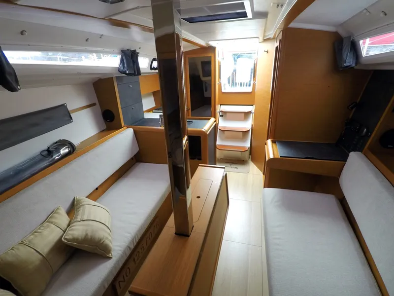 Slide: The Image of Jeanneau Sun Odyssey 349 2015 - 7643035