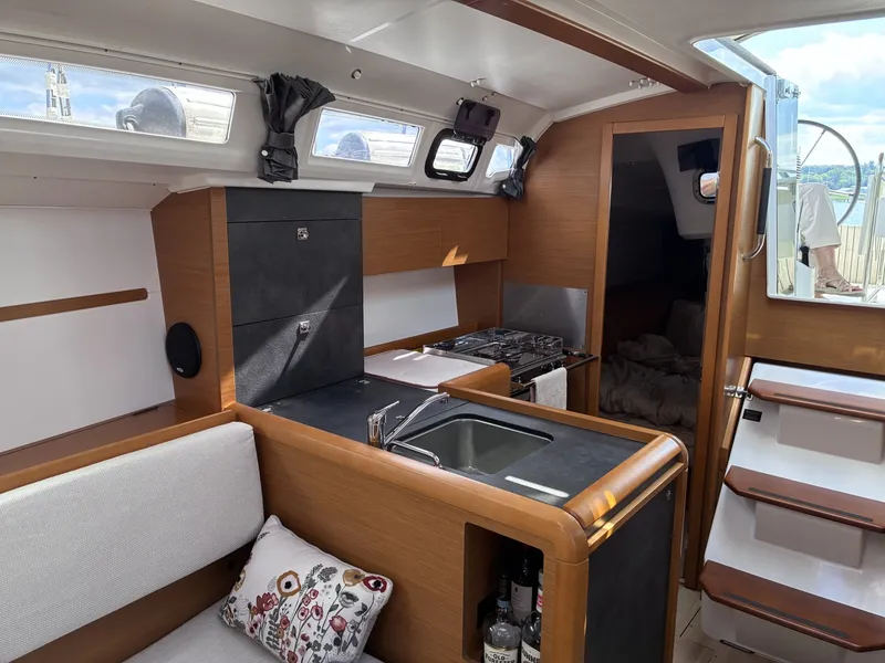 Slide: The Image of Jeanneau Sun Odyssey 349 2015 - 7643028