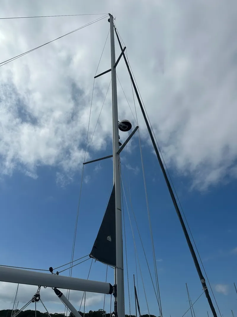 Slide: The Image of Catalina 425 2020 - 7643084
