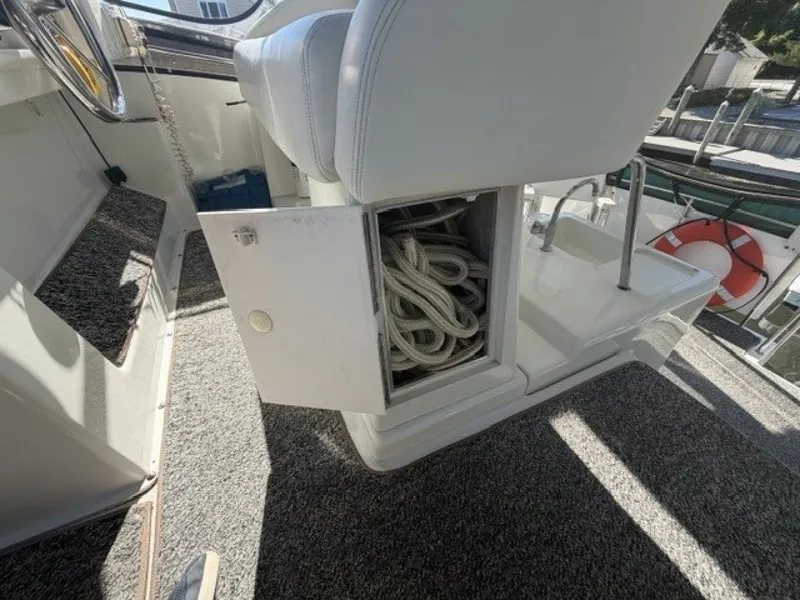 Slide: The Image of Helm seat storage - 7643819