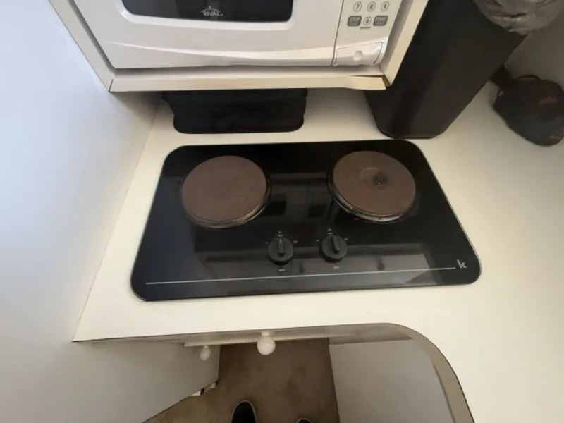 Slide: The Image of Galley cooktop - 7643915
