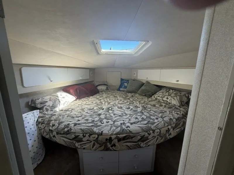 Slide: The Image of Forward stateroom - 7643920