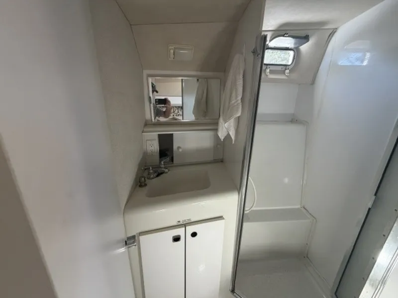 Slide: The Image of Forward bathroom - 7643927