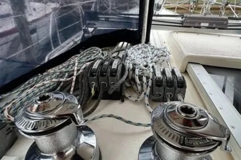 Slide: The Image of Reliance 44 2011 - 7643404