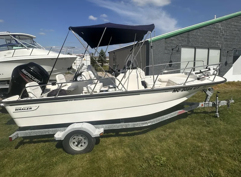The Image of Boston Whaler 170 Montauk 2015 - 7643570