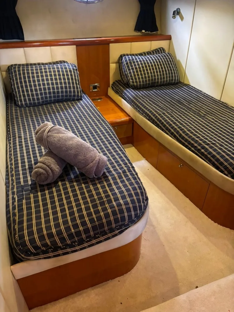 Slide: The Image of Sunseeker 48 2004 - 7644574