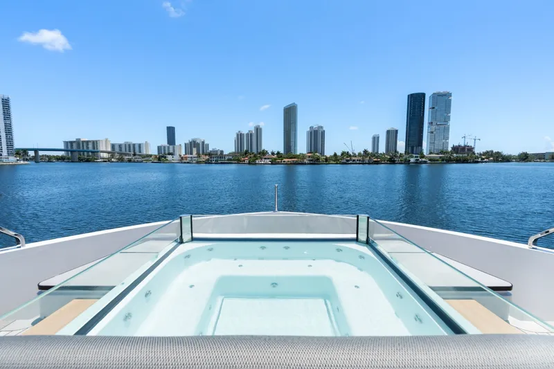 Slide: The Image of Azimut Grande 36 Metri EVO 2026 - 7644160