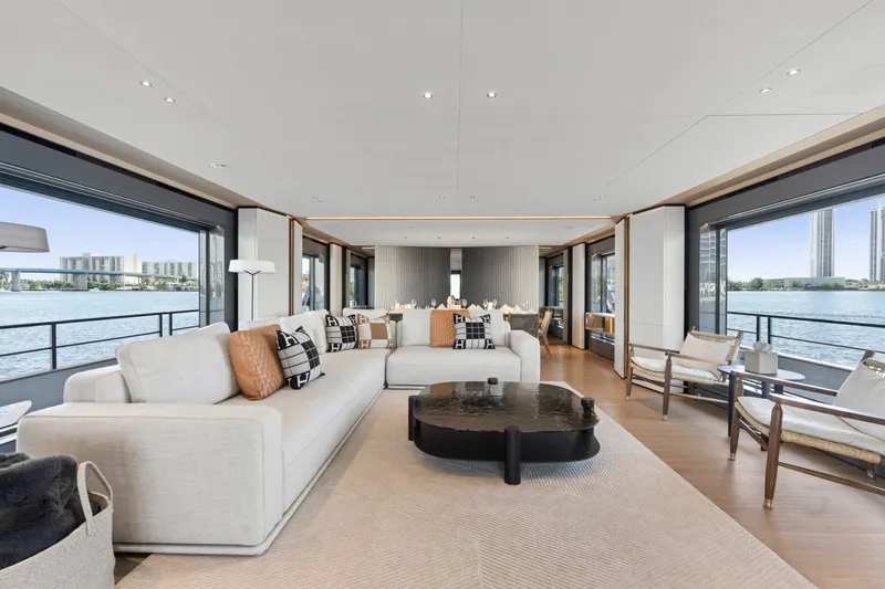 Slide: The Image of Azimut Grande 36 Metri EVO 2026 - 7644205