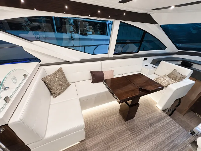 Slide: The Image of Cruisers Yachts 60 FLY 2019 - 7645099
