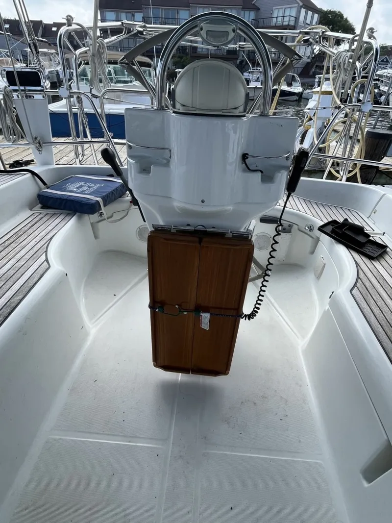 Slide: The Image of Beneteau Oceanis 393 2006 - 7645914