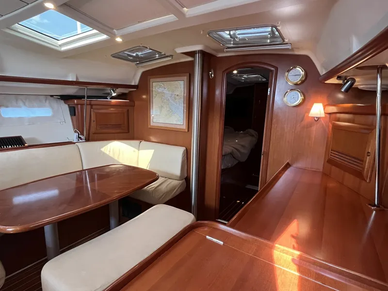Slide: The Image of Beneteau Oceanis 393 2006 - 7645943