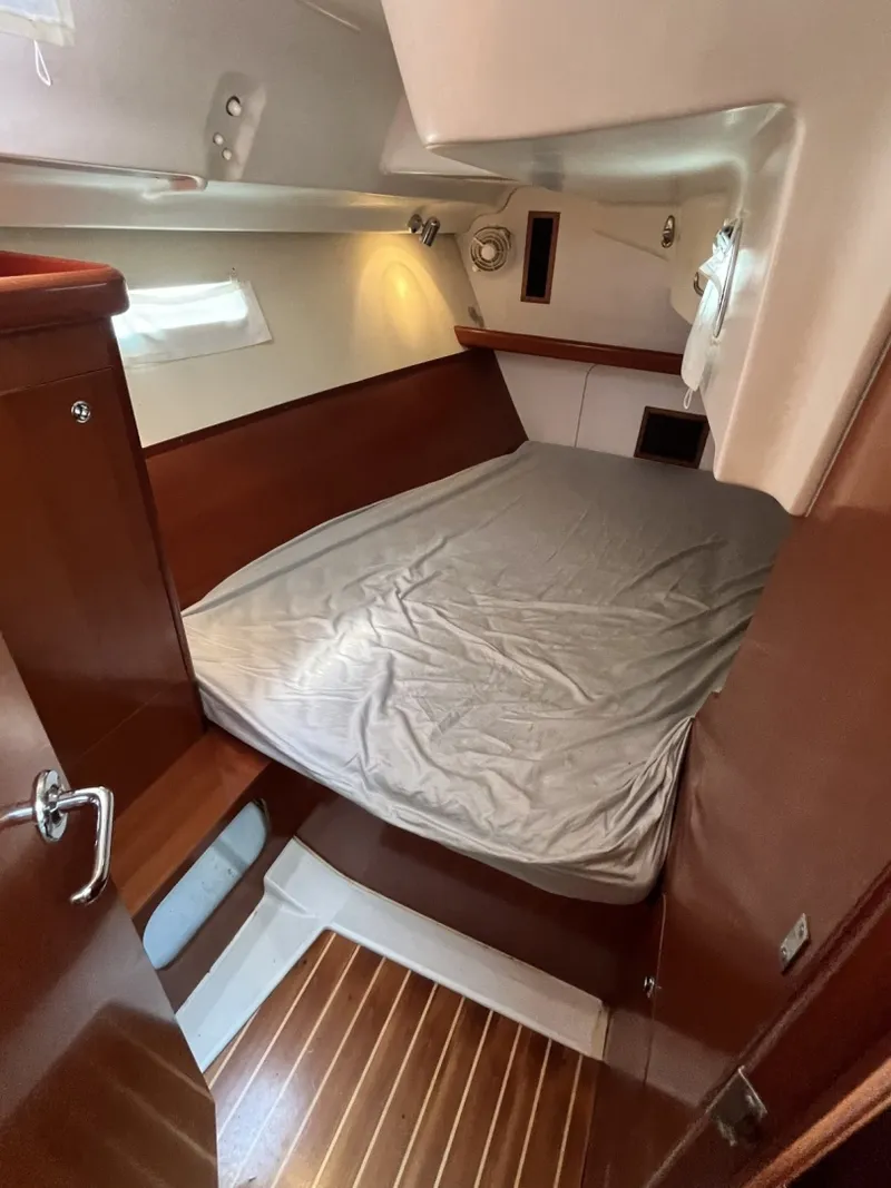 Slide: The Image of Beneteau Oceanis 393 2006 - 7645965