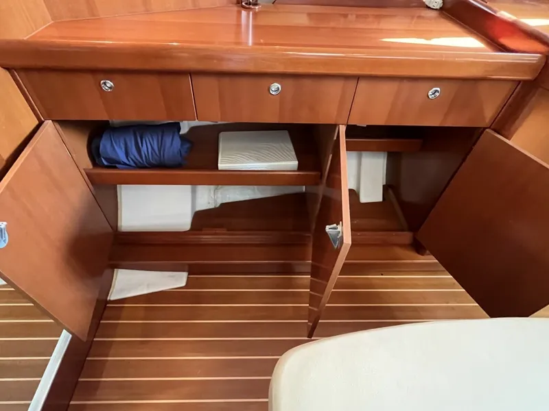 Slide: The Image of Beneteau Oceanis 393 2006 - 7645998