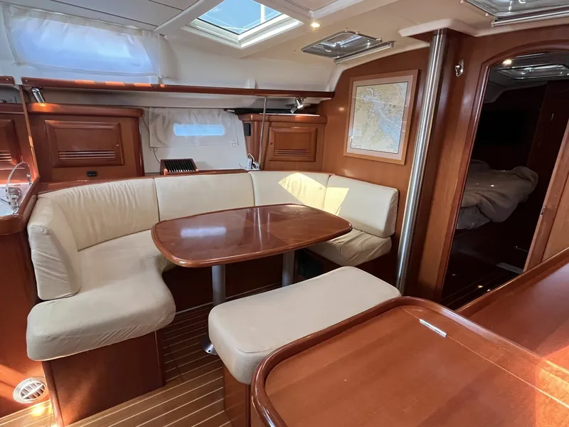 Slide: The Image of Beneteau Oceanis 393 2006 - 7645942