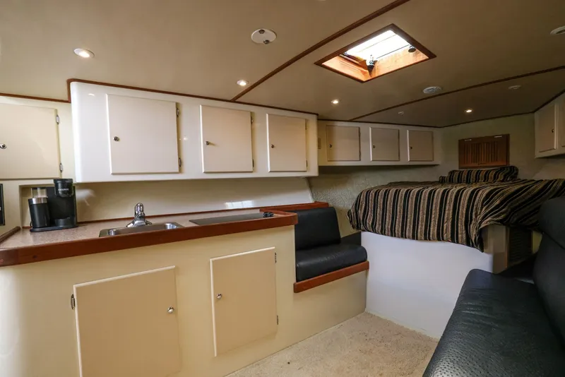 Slide: The Image of Custom Carolina Express Sportfish 2005 - 7646613