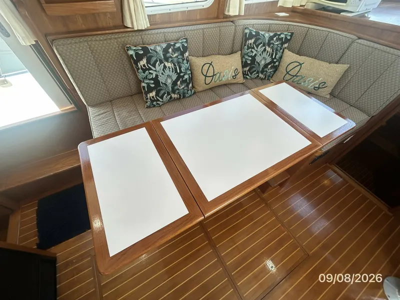 Slide: The Image of 36' Monk salon table - 7646972