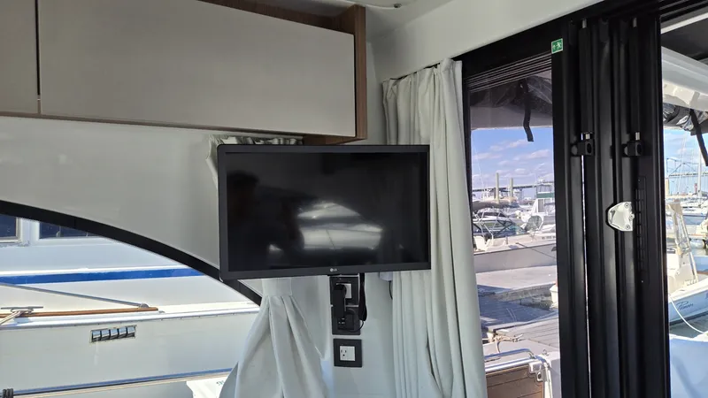 Slide: The Image of Beneteau Antares 11 Coupe 2025 - 7647327