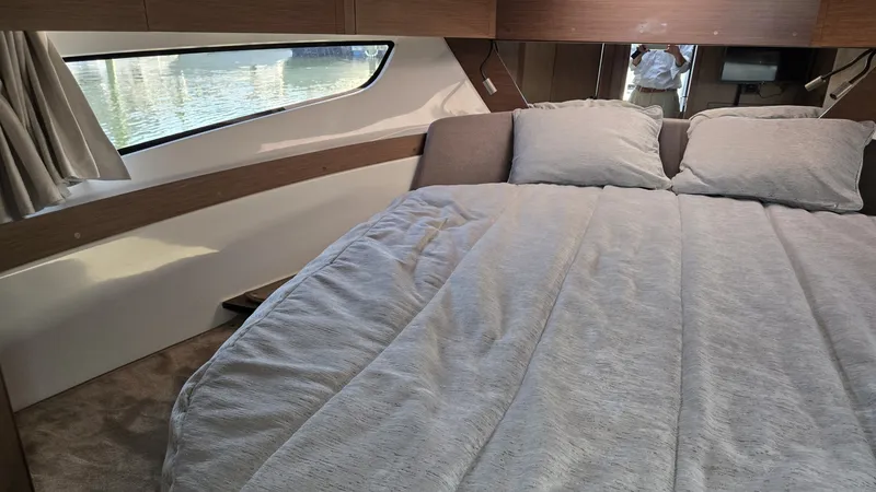 Slide: The Image of Beneteau Antares 11 Coupe 2025 - 7647349