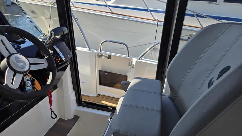 Slide: The Image of Beneteau Antares 11 Coupe 2025 - 7647358