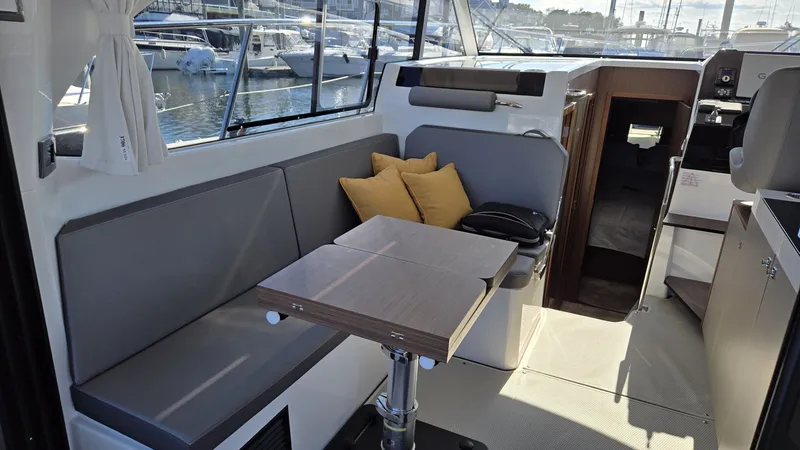 Slide: The Image of Beneteau Antares 11 Coupe 2025 - 7647322
