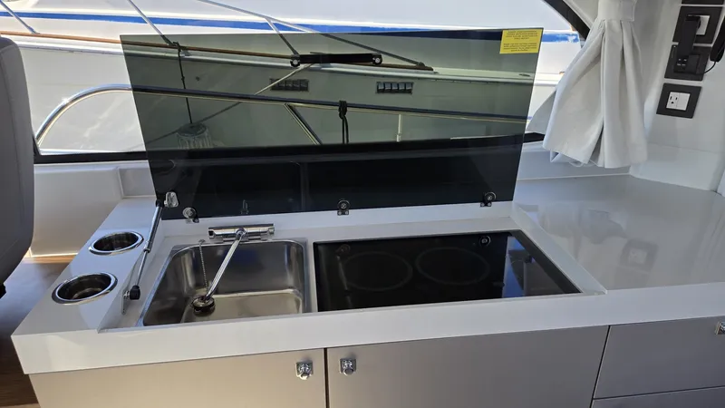 Slide: The Image of Beneteau Antares 11 Coupe 2025 - 7647329