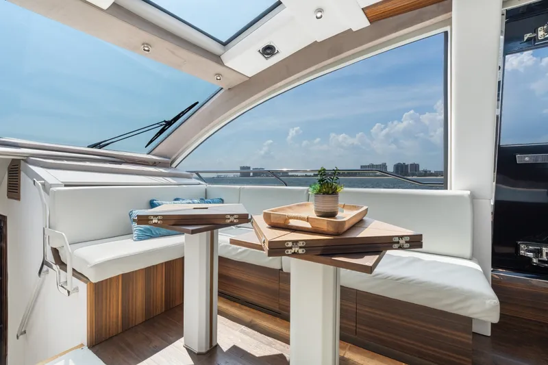 Slide: The Image of Aicon 66 Vivere 2023 - 8143097
