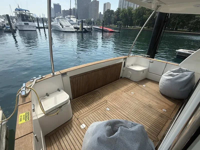 Slide: The Image of Greenline 40 Hybrid 2021 - 7659839
