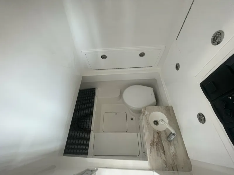 Slide: The Image of Valhalla Boatworks V-33 2025 - 7766089